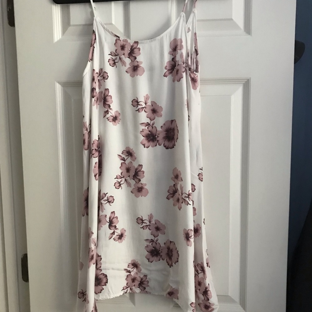 Brandy Melville white floral sundress
